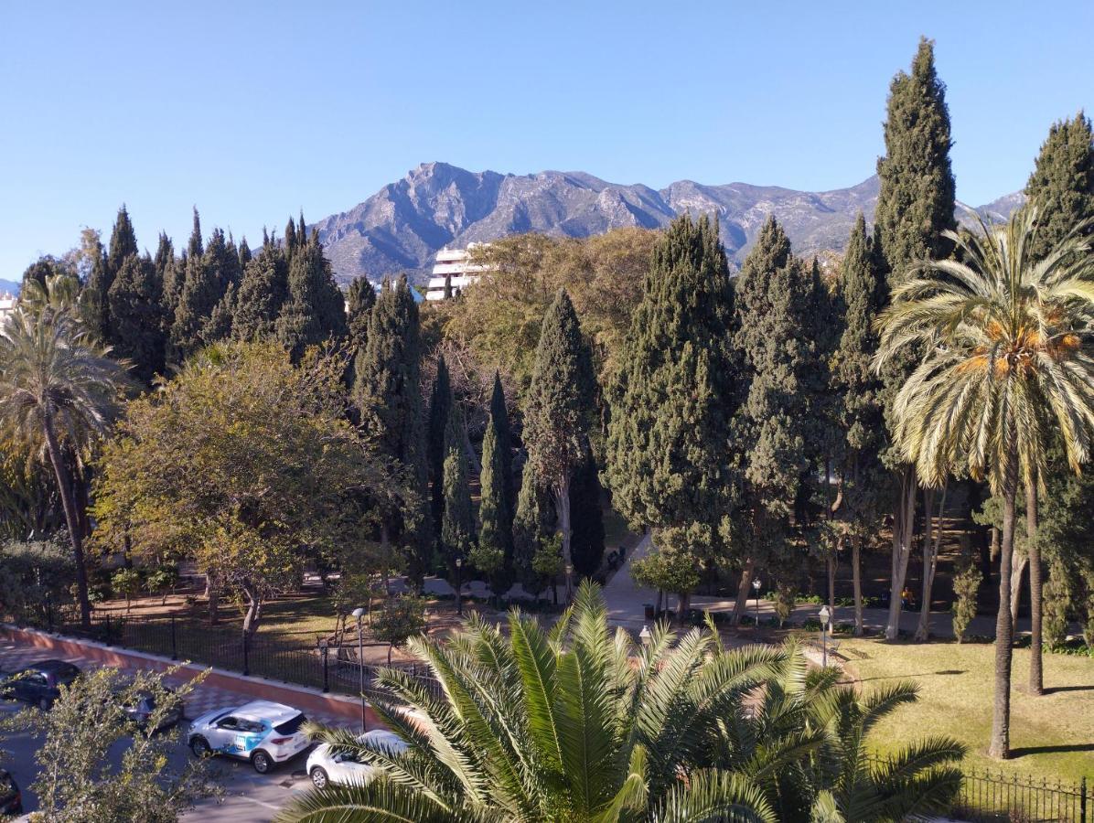 Beachfront Studio With Stunning Sea Views Marbella Eksteriør bilde