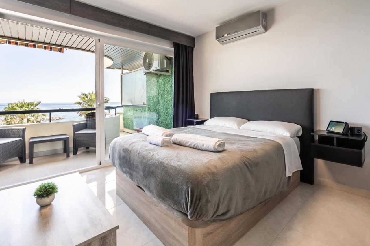 Beachfront Studio With Stunning Sea Views Marbella Eksteriør bilde